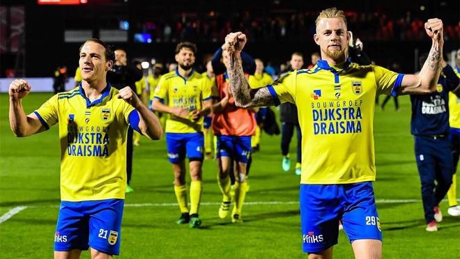 充满挑战的 充满挑战的