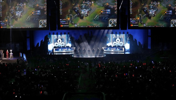 强者反而需 强者反而需